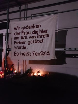 Fotos von Gedenktafeln: Femizide in Leipzig