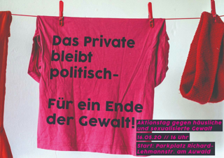 T-Shirt Aktion: "Das Private bleibt politisch"
