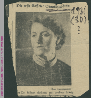 Zeitungsausschnitt, Elisabeth Selbert erste Kasseler Staatsanwältin